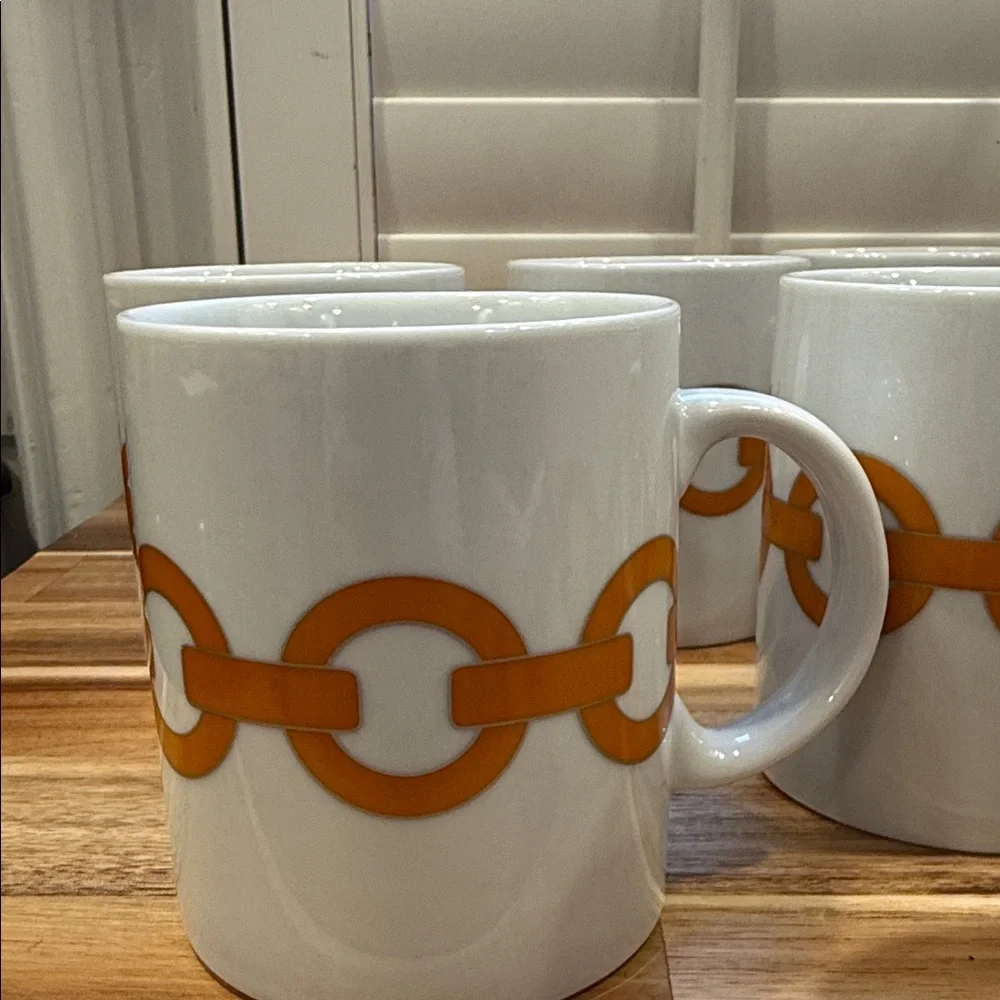 Jonathan Adler Happy Chic Retro MCM White Mugs with Orange Chain Design (8)